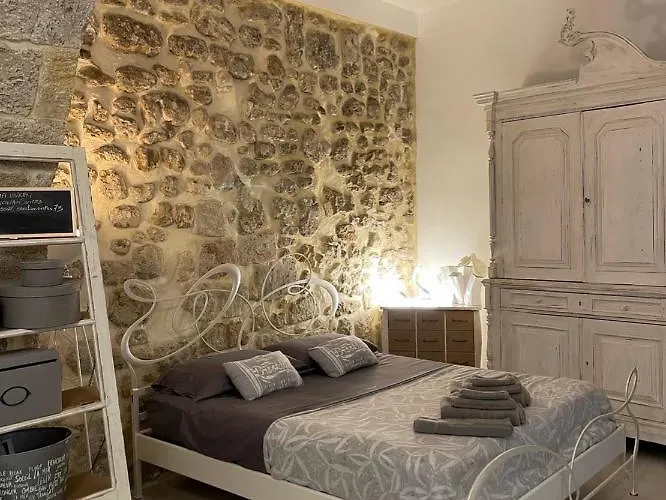 Lemon Ortigia * Syracuse