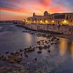 Lemon Ortigia Daire